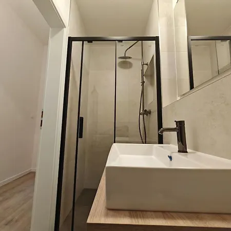 Quiet In Hip Zizkov プラハ